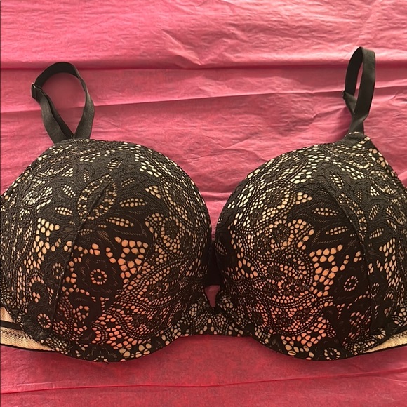 Victoria’s Secret very sexy push-up sz 34DD - Picture 1 of 6